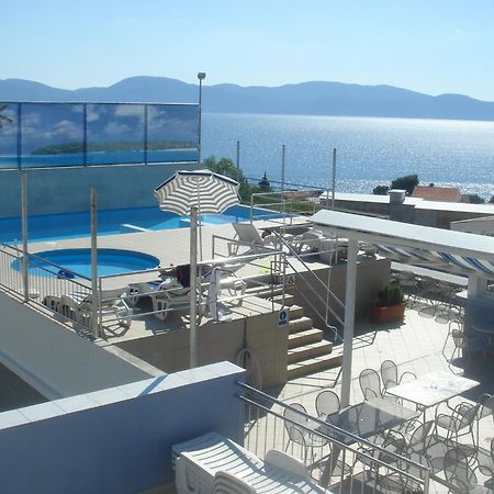 Aparthotel Pecic Gradac  Eksteriør bilde