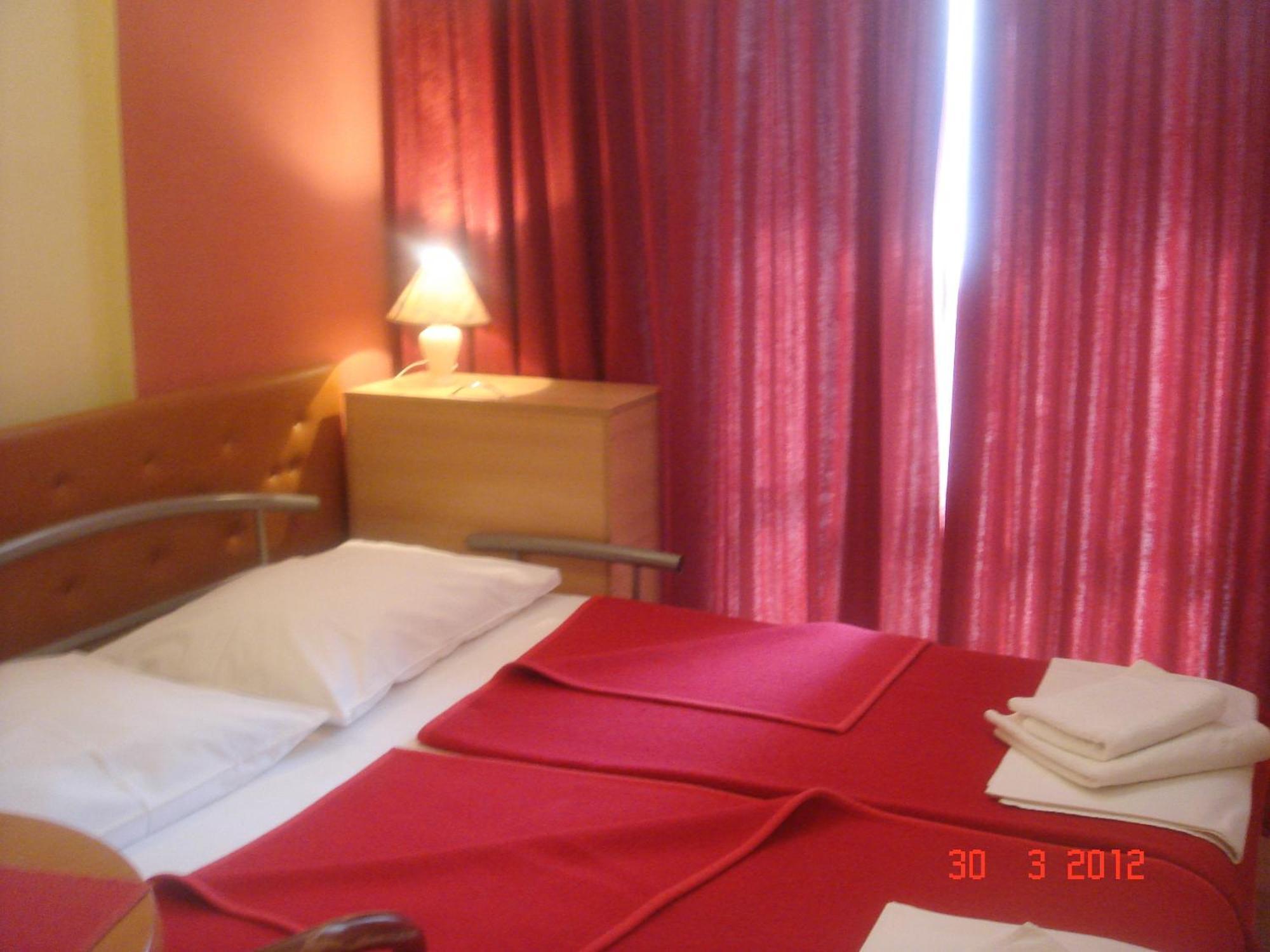 Aparthotel Pecic Gradac  Eksteriør bilde