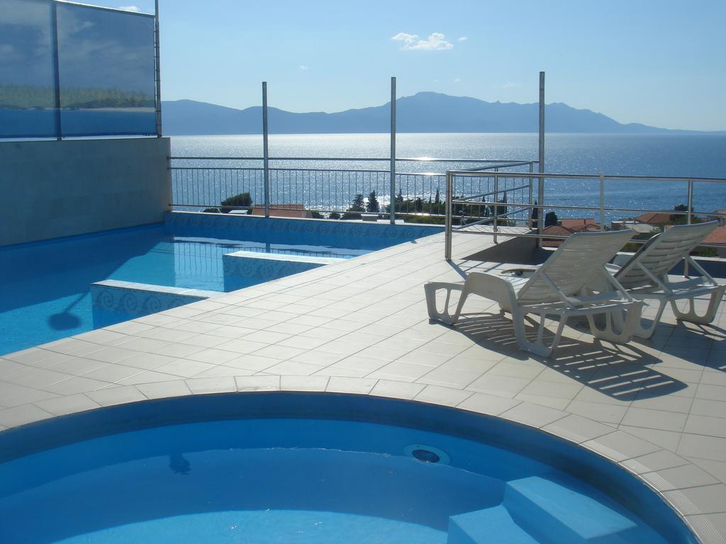Aparthotel Pecic Gradac  Eksteriør bilde