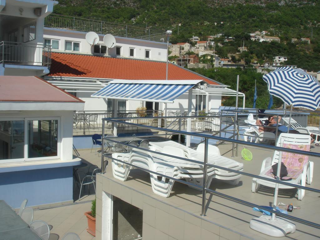 Aparthotel Pecic Gradac  Eksteriør bilde