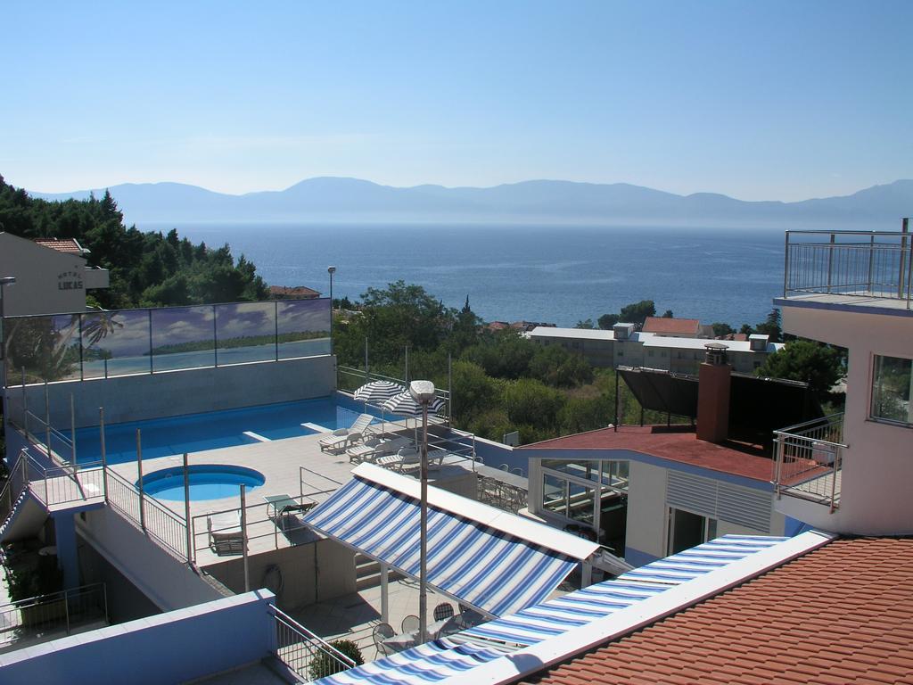 Aparthotel Pecic Gradac  Eksteriør bilde
