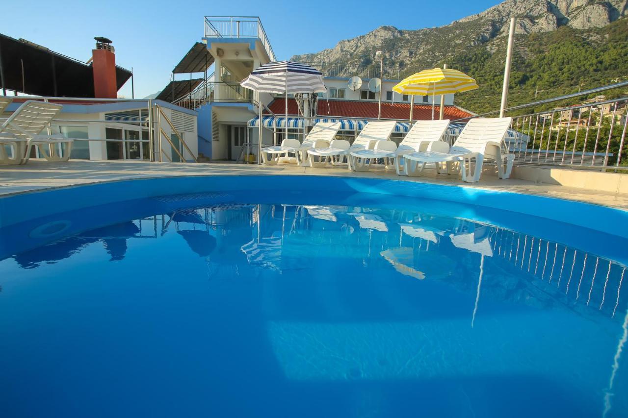 Aparthotel Pecic Gradac  Eksteriør bilde