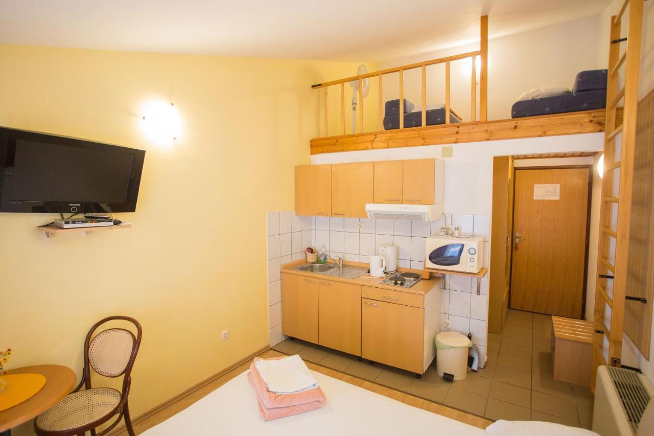 Aparthotel Pecic Gradac  Eksteriør bilde