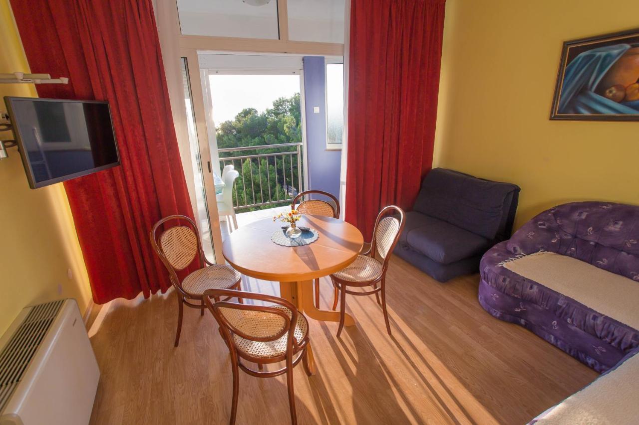 Aparthotel Pecic Gradac  Eksteriør bilde