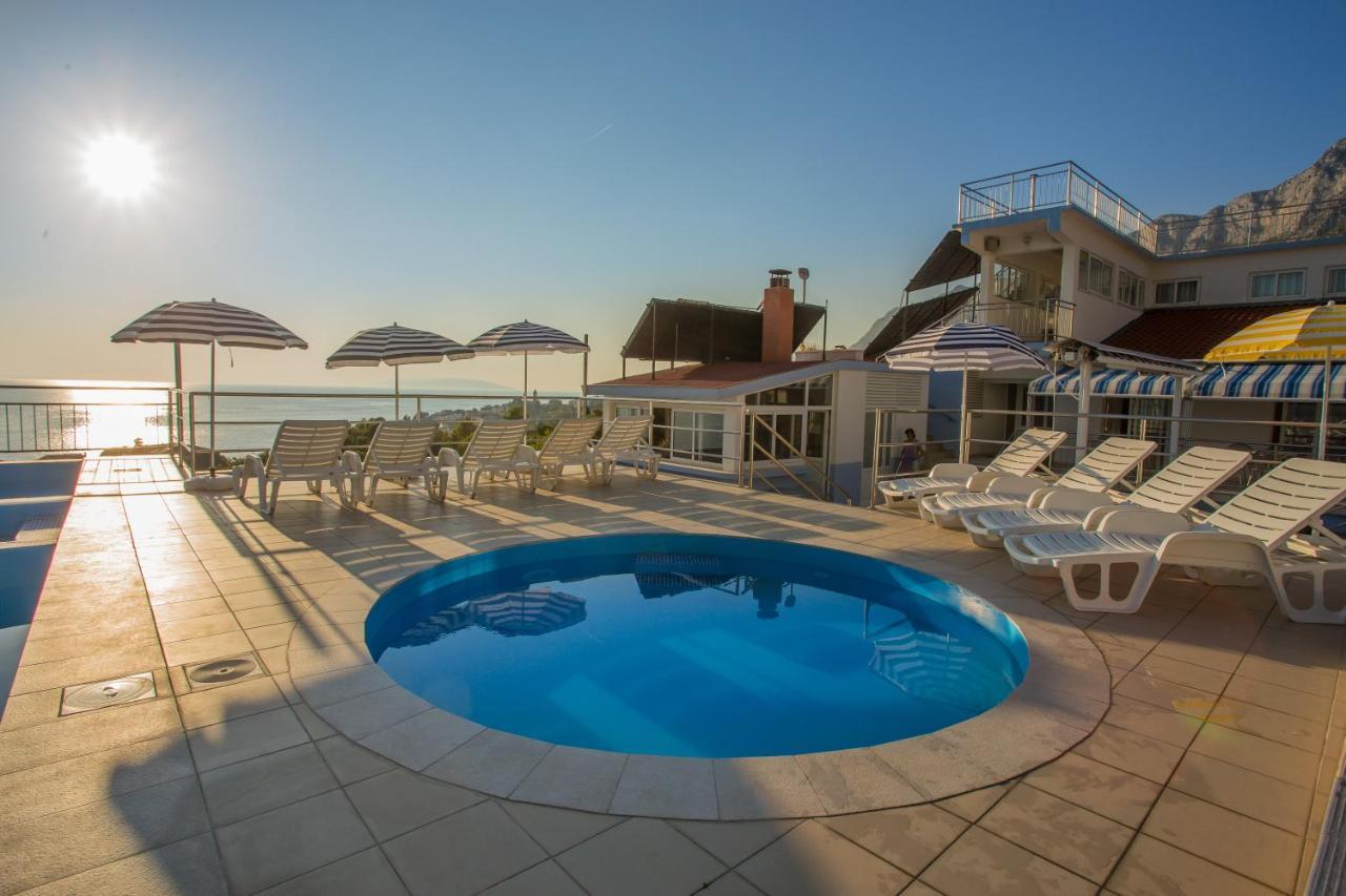 Aparthotel Pecic Gradac  Eksteriør bilde