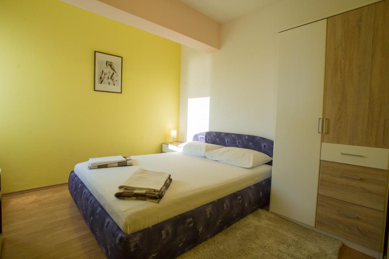 Aparthotel Pecic Gradac  Eksteriør bilde